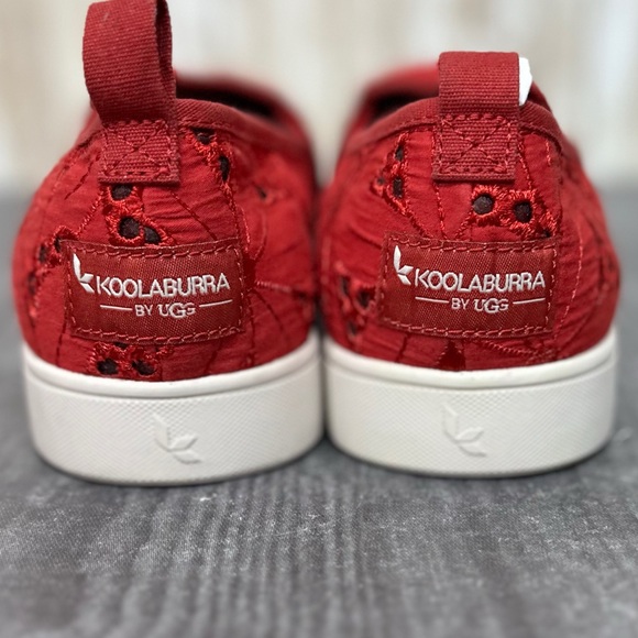 Koolaburra by UGG Amiah Lace Floral Slip-On Sneakers [S3231] - Picture 6 of 9